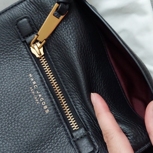 Marc Jacob's Recruit Crossbody black leather clutch purse / shoulder bag - Picture 7 of 9